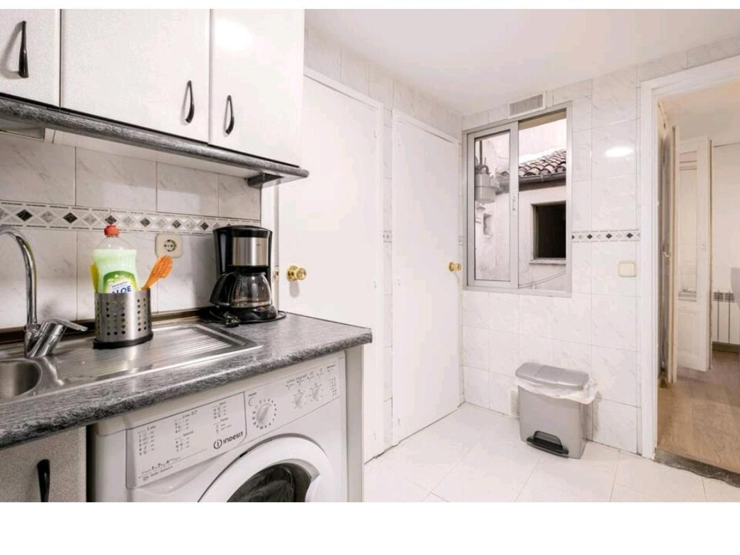 Apartamento En El Centro De Madrid Bagian luar foto